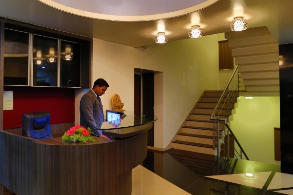 Hotel The Leaf image 12